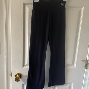 Abercrombie bootcut yoga pants